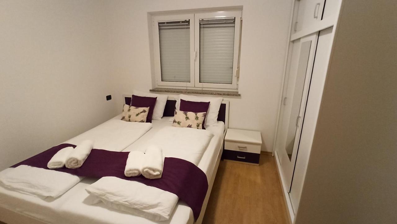 Črni Kal Apartma Apollonio מראה חיצוני תמונה